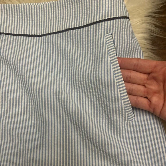 TUCKERNUCK RENWICK Periwinkle and White Seersucker Skort - Picture 8 of 16
